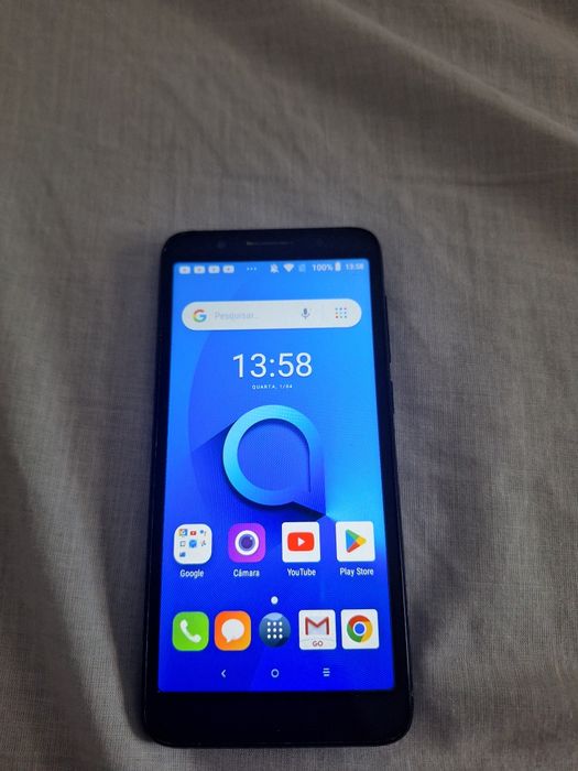 Telemóvel Alcatel 1X