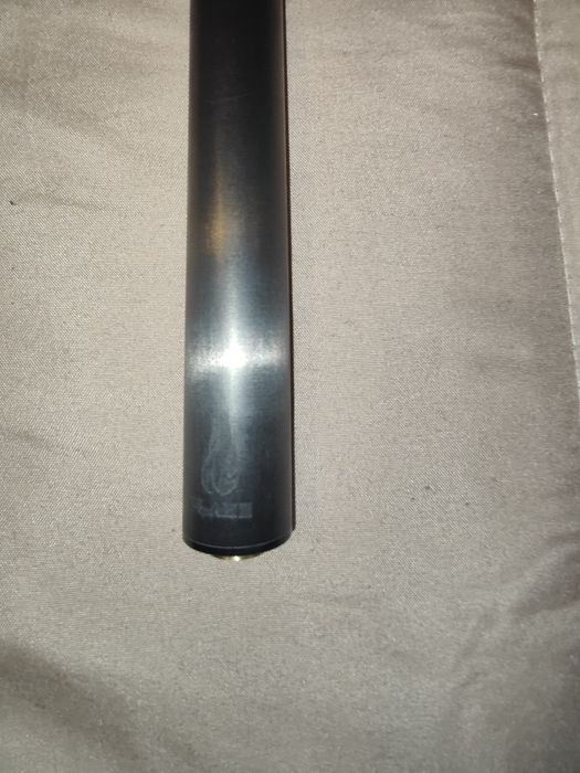 Taco Lucasi com duas varas