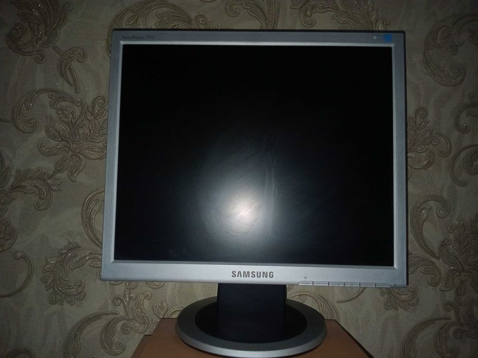 Монітор Samsung SyncMaster 721M