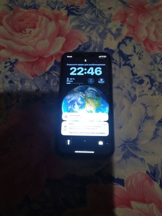 Продам айфон 11/64