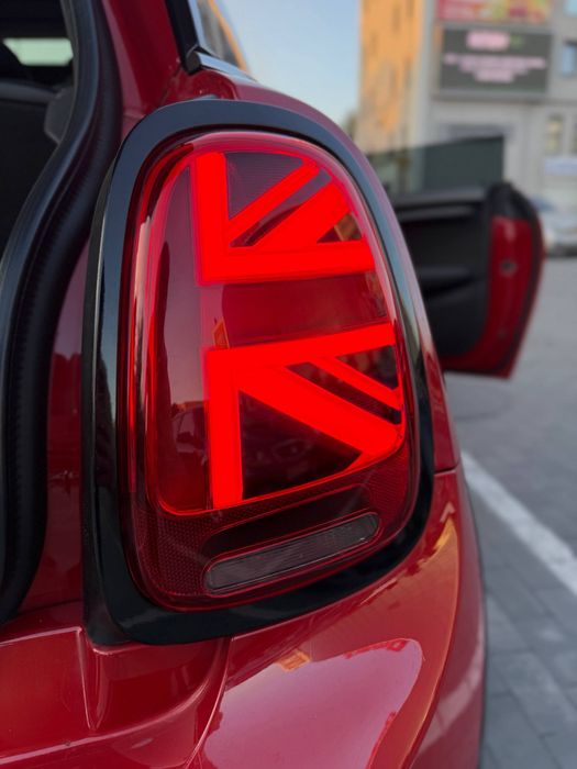 MINI Cooper F56 2014 1.5 червоний