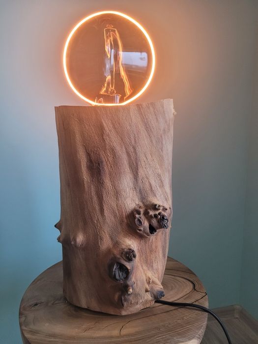 Lampa podłogowa orzech włoski
