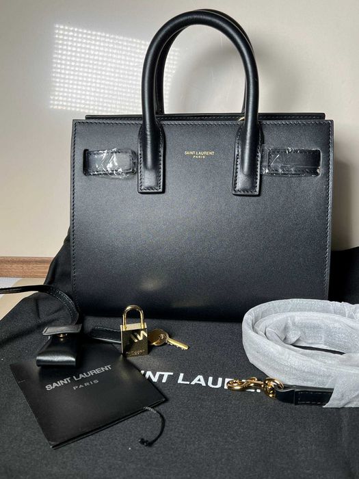 Сумка Yves Saint Laurent Sac De Jour