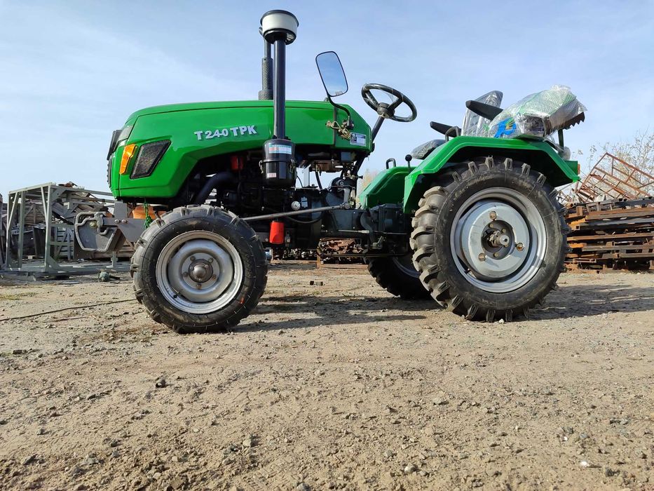 Трактор Синтай ТРК 240 синий/зеленый доставка за наш счет