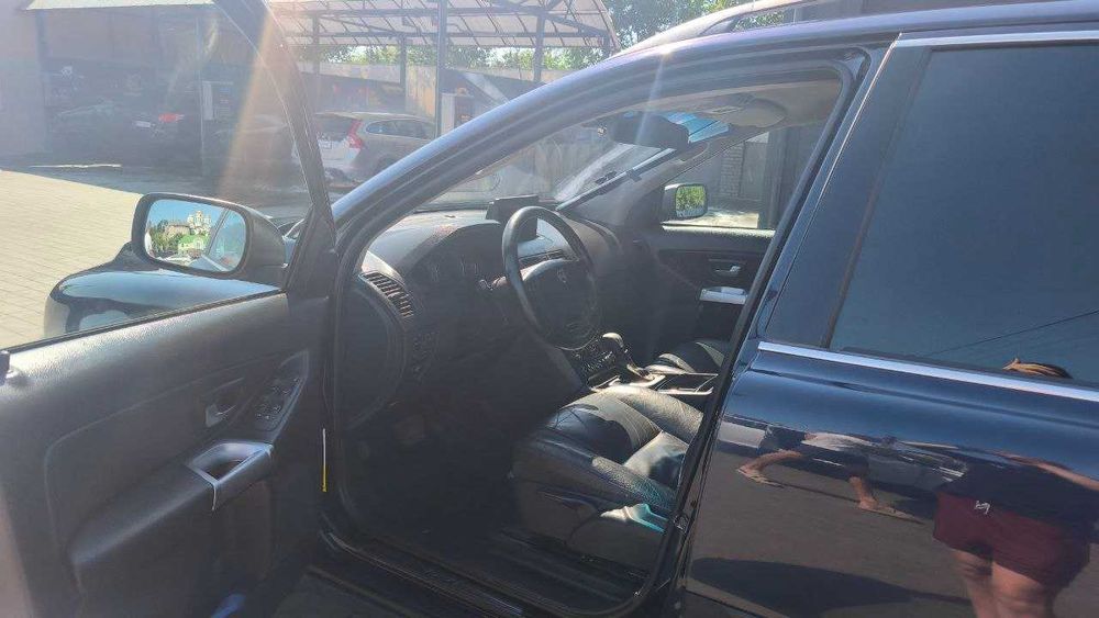 Volvo XC90 D5 AWD 2006 | Автомат | 185 к.с. | Повний привід