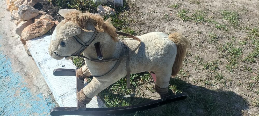 Vendo cavalo de baloiço vintage
