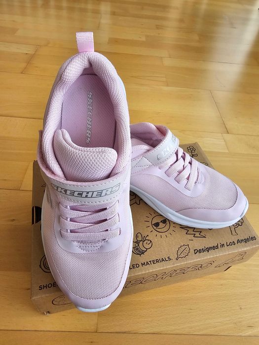 Кросівки для дівчинки Skechers Dynamatic р. 33,5