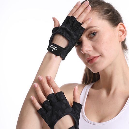 Перчатки для фитнеса Alo yoga