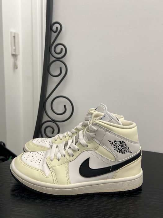 nike jordan 1 mid