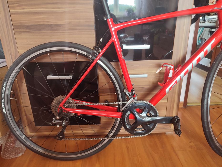 Rower szosowy Giant Contend rozm.L