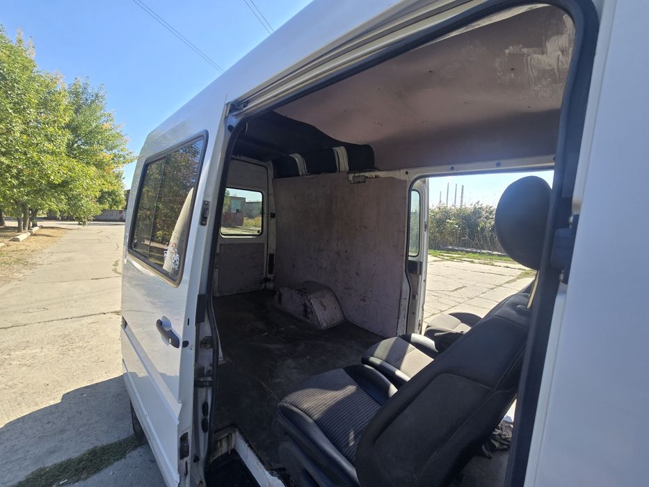 Mercedes sprinter 416 , 2002
В робочому стані