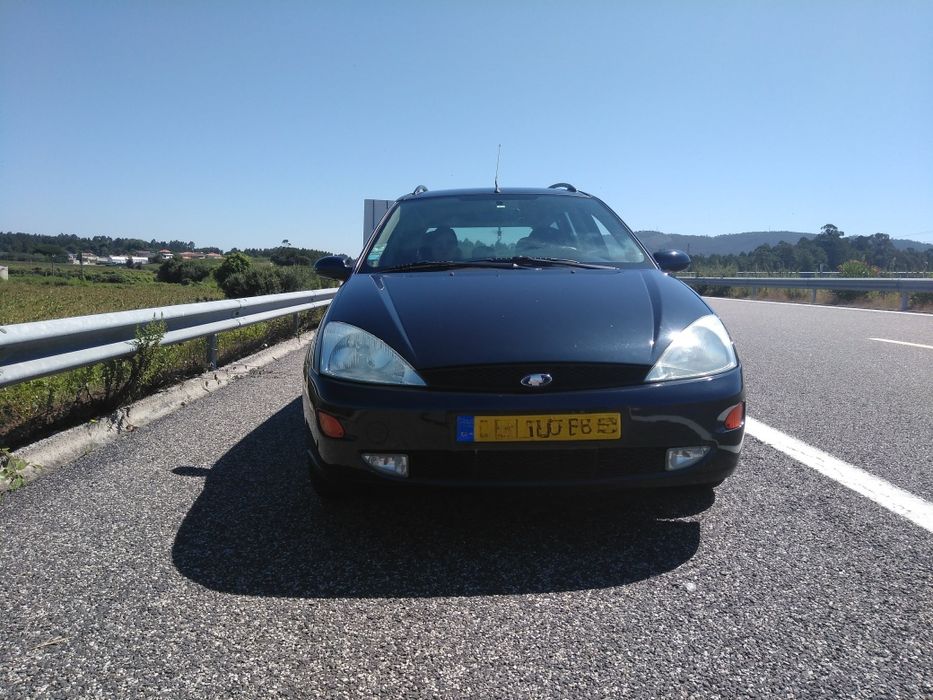 Ford focus 2001  em bom estado