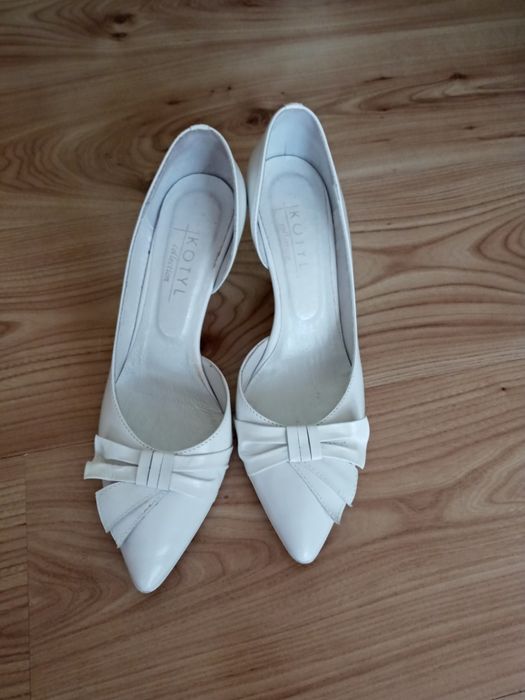 Buty ślubne roz. 39, wkładka 25,5 cm, obcas 7 cm