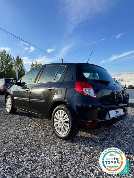 Renault Clio 1.2 Dynamique 75cv