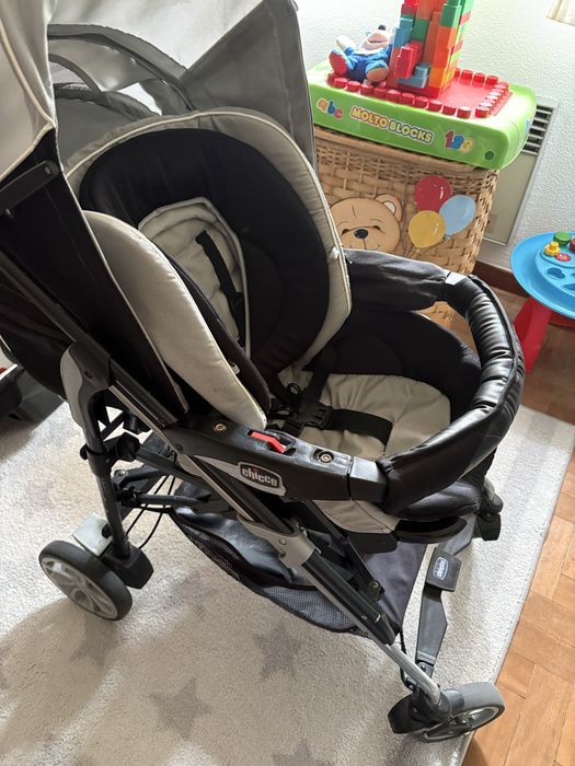 Trio Chicco Living completo – Alcofa + Ovo + Carrinho + Base
