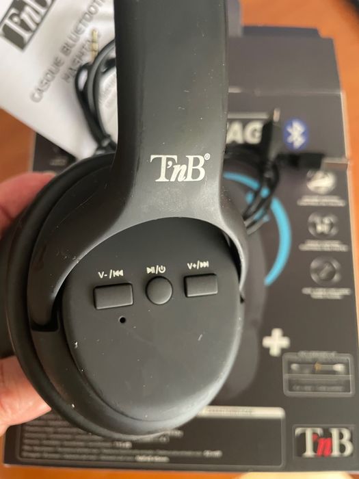 Auscultadores sem fio TnB