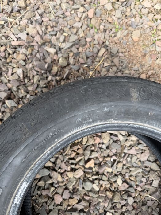 Sprzedam opony zimowe semperit