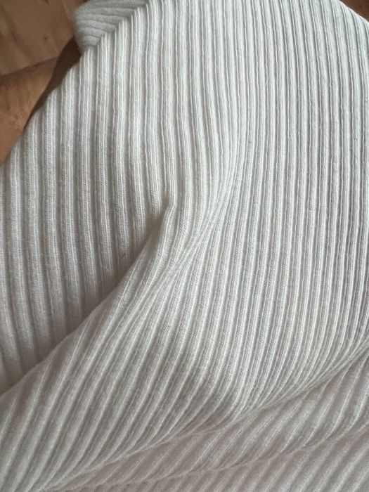 Плаття в рубчик , підійде як на с так на м гарно тягнеться , недовге