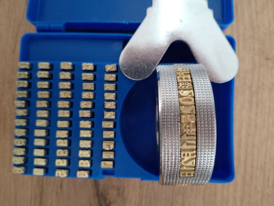 Продам конвеєрний запайщик пакетів (вертикальний) fr -900 конвейерный