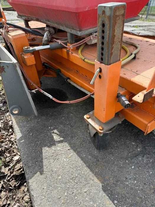 Zamiatarka szczotka drogowa uliczna BEMA-3 ROBUST ładowarki-2,50m szer
