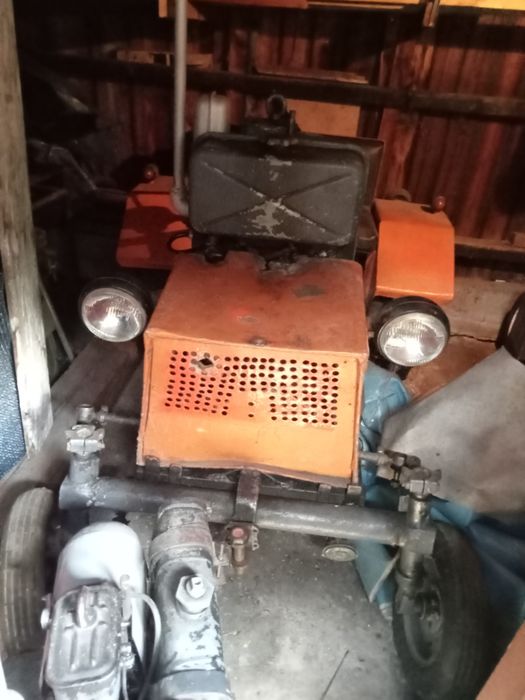 Sprzedam mini ciągnik sam