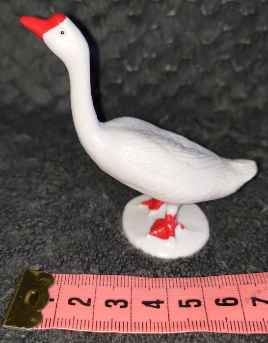 Gąska figurka z tworzywa gęś