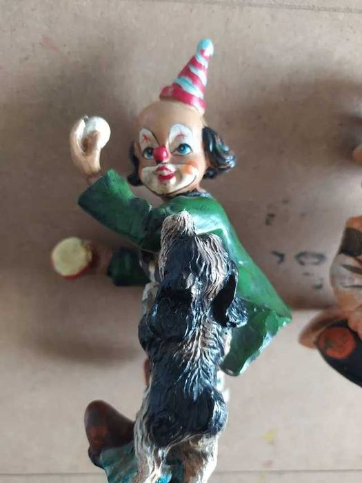 Palhaços em Cerâmica