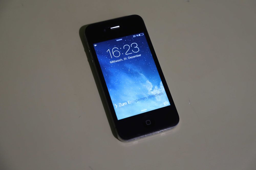 мобільний телефон iphone 4