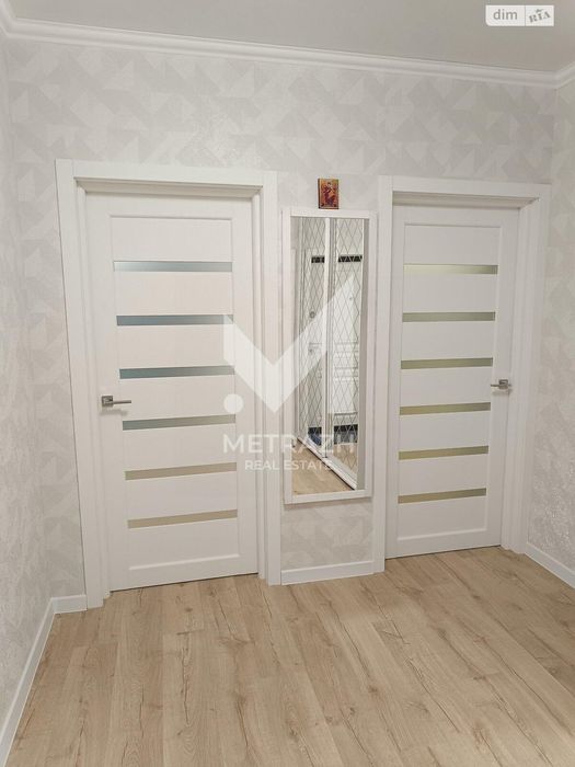 До метро 3 хвилини! 1к квартира 51 м2 у ЖК Лебединий