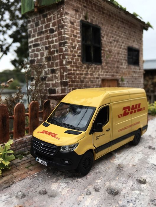 Mercedes BENZ Sprinter DHL-model,auta,kolekcja,kurier