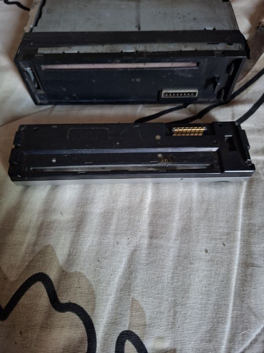 JVC KD-S6060 (CD Receiver)