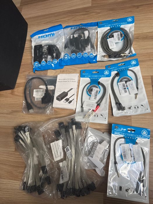 MEGA BOX ELEKTRONIKI – Huby USB-C, Adaptery HDMI, Kable, Ładowarki – OKAZJA!