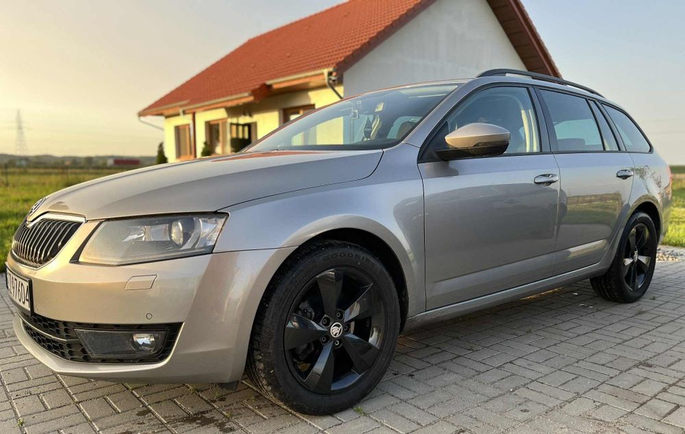 Skoda Octavia/ Superb/ Karoq/ Kodiaq - 17" DEMO!
