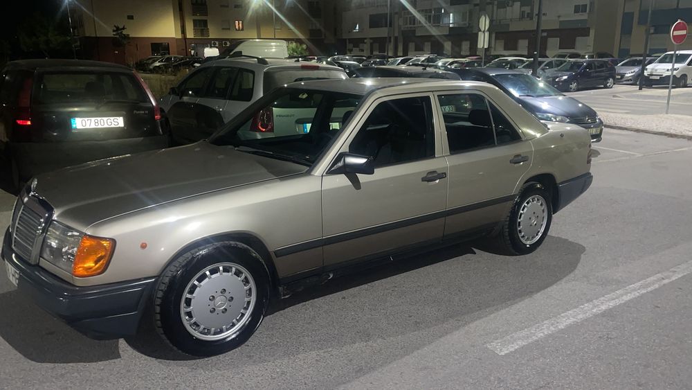 Mercedes W124 300D