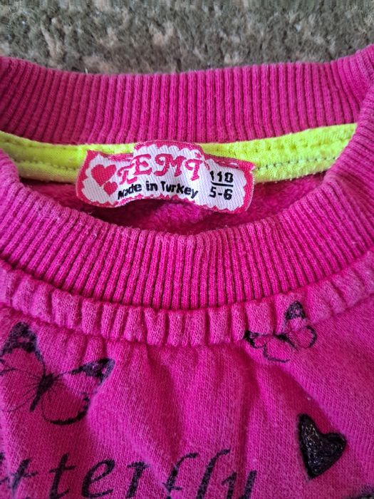 Віддам теплу кофту на 3-4 года