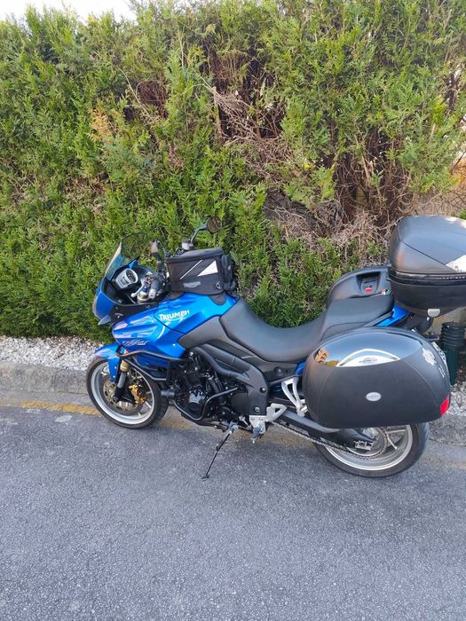 Mota Triumph tiger 1050