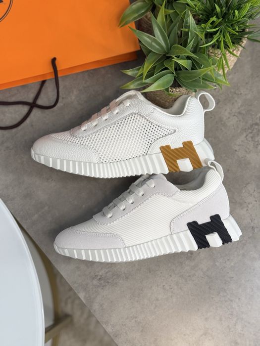 Жіночі  кросівки hermes