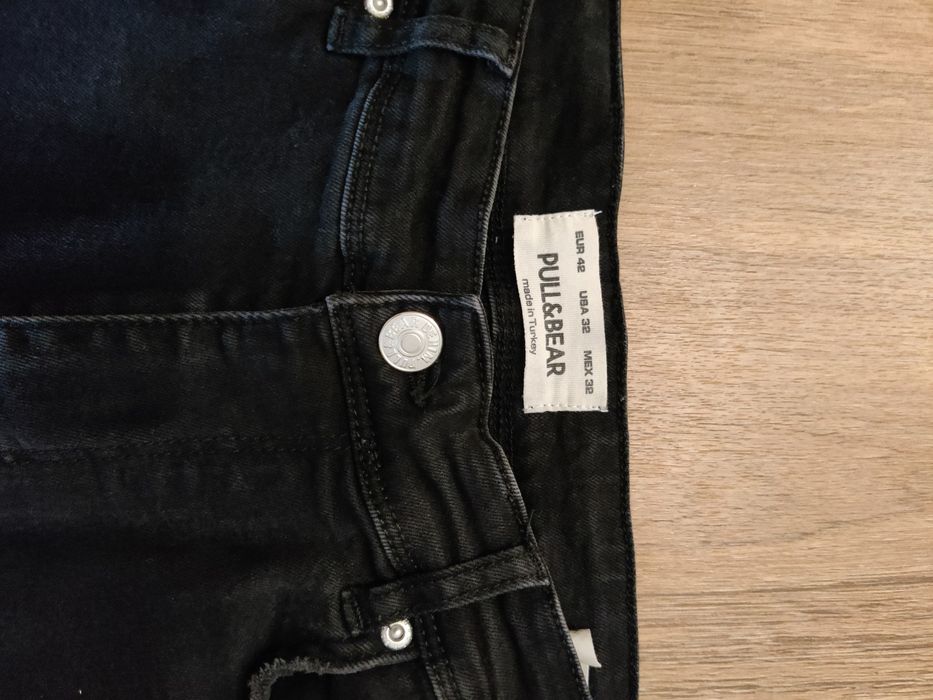 Calças pretas Pull &Bear 42