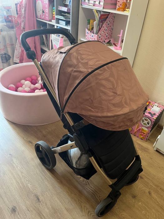 Візок дитячий  рожевий