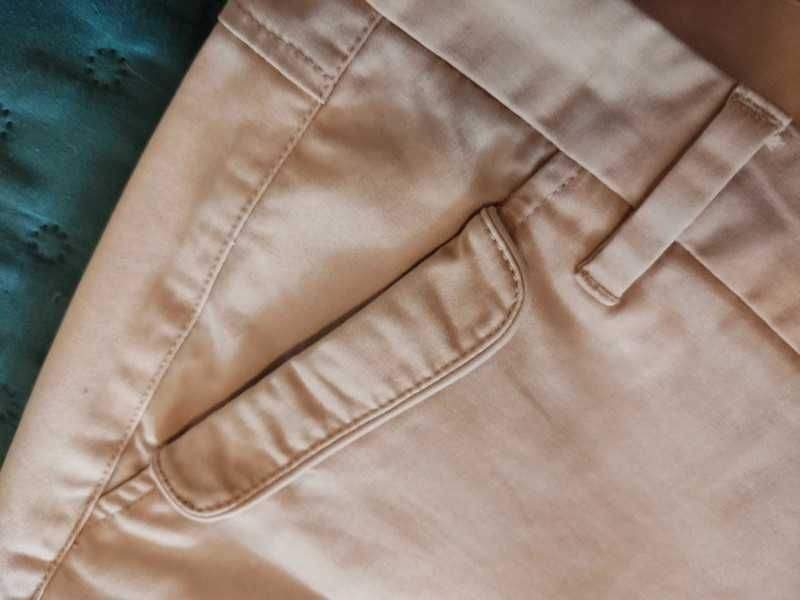 Calças bege Massimo Dutti