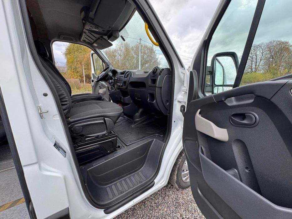 Renault Master 2014 пасажир 8+1
