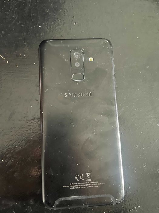 Samsung A6+, com algum uso