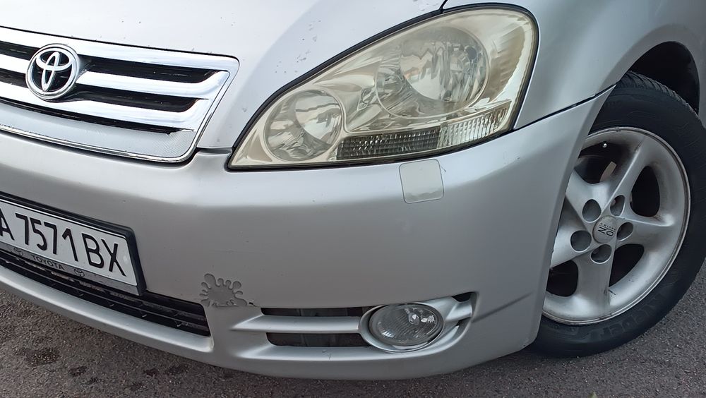 Toyota Avensis Verso 7місць 2003рік