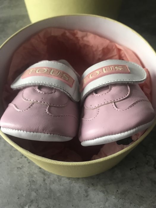 Sapatinhos de menina TOUS