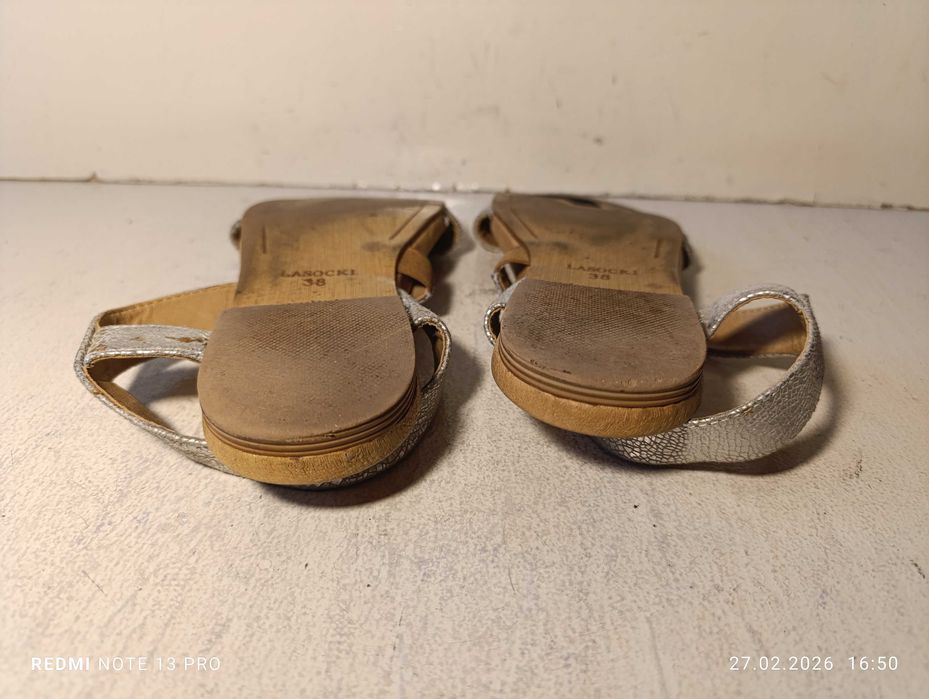 sandały skórzane Lasocki