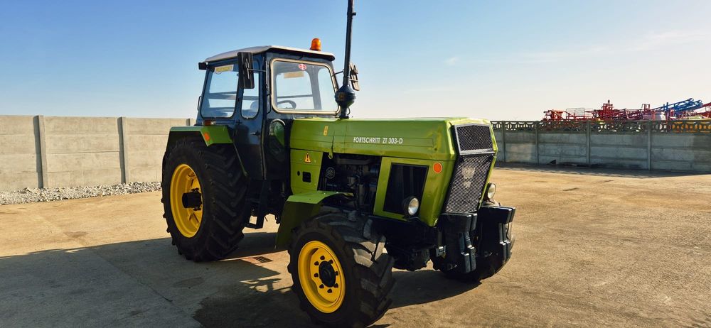 Ciągnik rolniczy Fortschritt ZT-303 D
