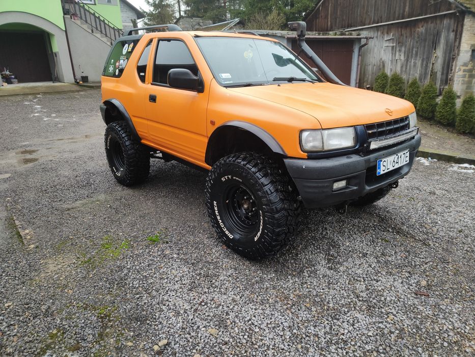 Frontera B 2.3 turbo 280km, lift 5" ,opony 35"