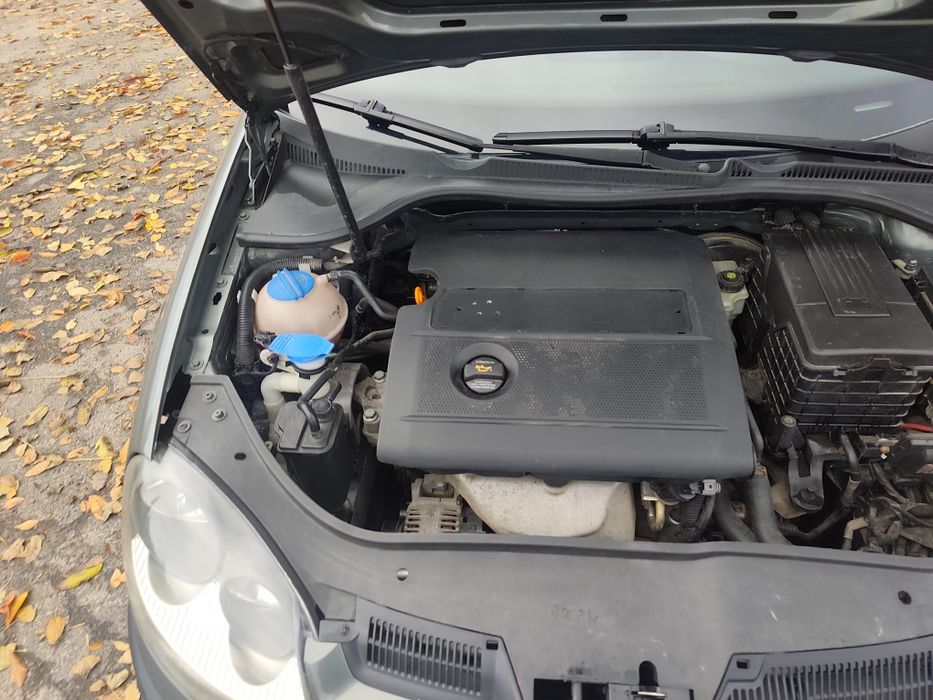 Продам Volkswagen golf 5
