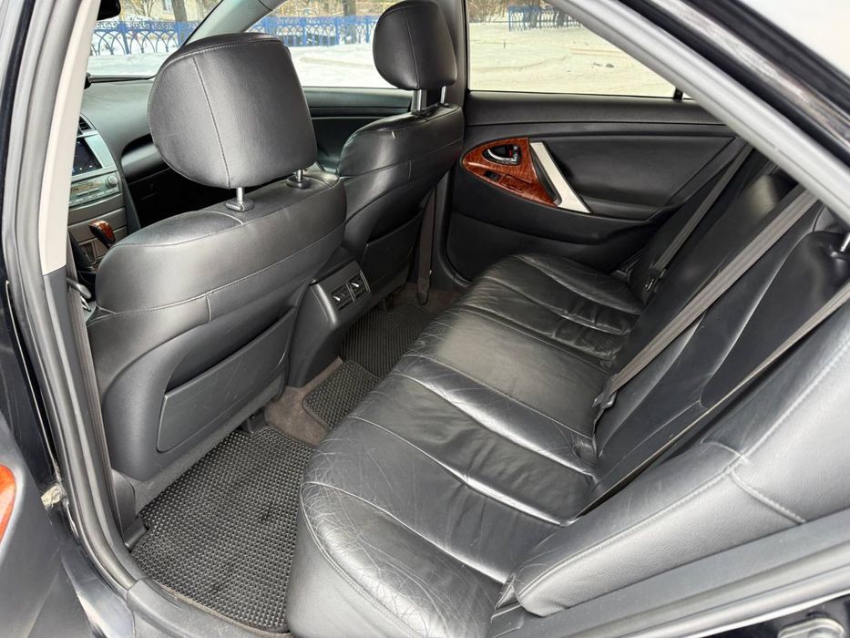 Продам TOYOTA Camry