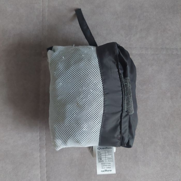 Kurtka przeciwdeszczowa wiatrówka Quechua roz. 114 cm
